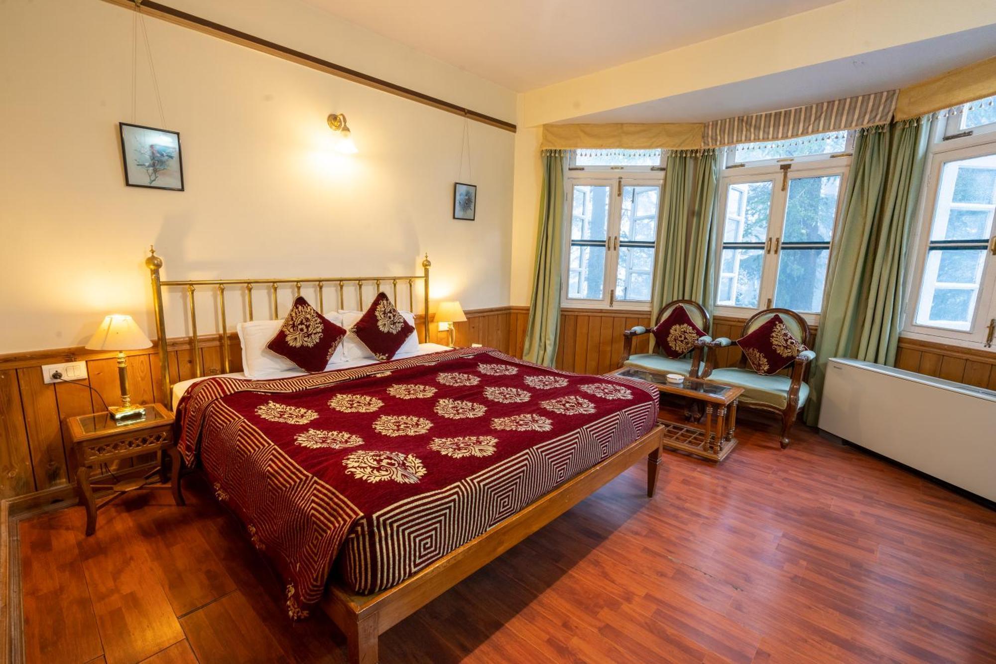 Hotel Woodpark Шімла Екстер'єр фото